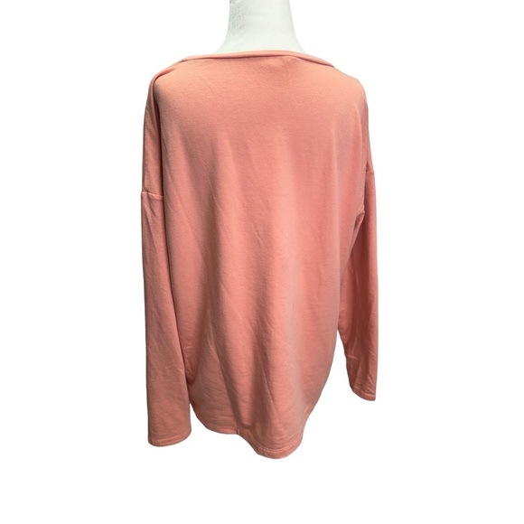 BB Dakota Peach Long Sleeve Straight Hem Crew Neck T-Shirt - Picture 6 of 9